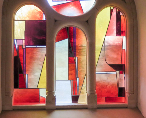 Christophorikirche Hohenstein Fenster in der Brauthalle von Isolde Roßner Christophorikirche Hohenstein Fenster in der Brauthalle von Isolde Roßner